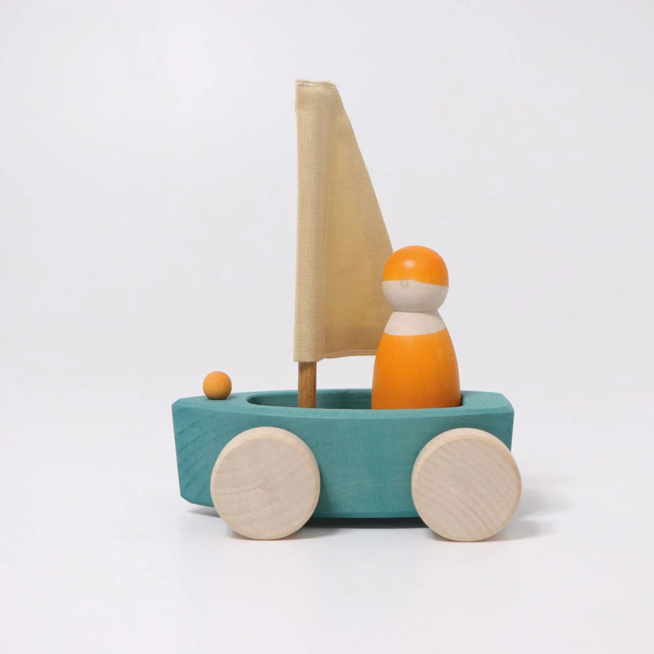 Grimms bateau à voile avec son personnage 06