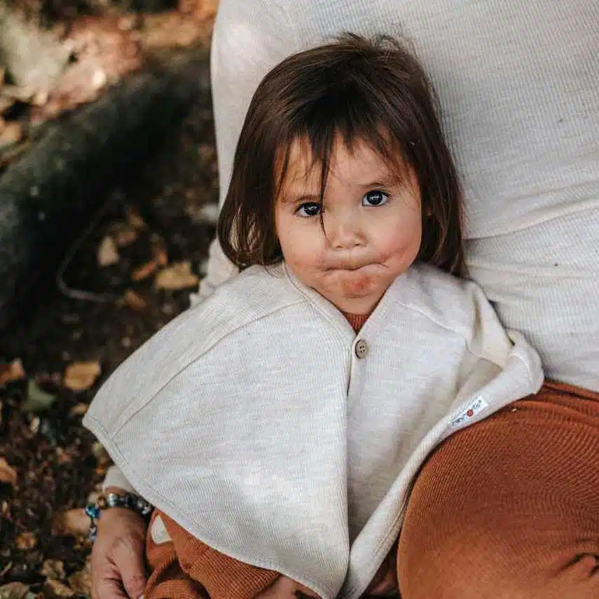 ManyMonths - Cape / poncho en laine mérinos pour enfant – Image 2